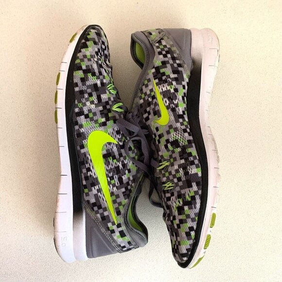 Nike Rare Free 5.0 TR Fit Mesh 704695 Womens 11 Gray Digital Yellow Swoosh comfy - Picture 10 of 12